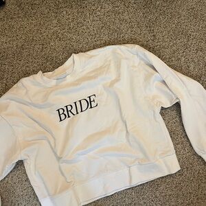 Bride sweatshirt XO Fetti